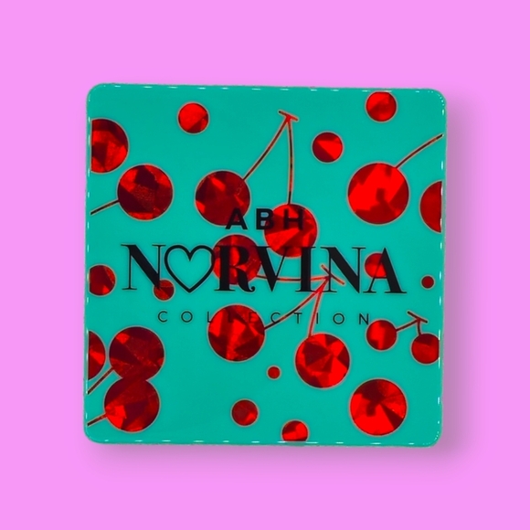 Anastasia Beverly Hills Mini Norvina Pro Pigment Eyeshadow Palette Vol. 3 - Picture 1 of 5